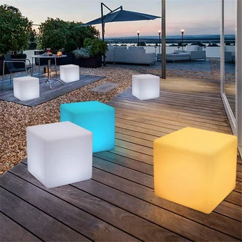 Led lampa za stolice u obliku kocke, bežična led žarulja za sjedenje u obliku kocke, USB kabel za punjenje led modul sa daljinskim upravljačem, 16 RGB boja ulične lampe za čitanje Slika